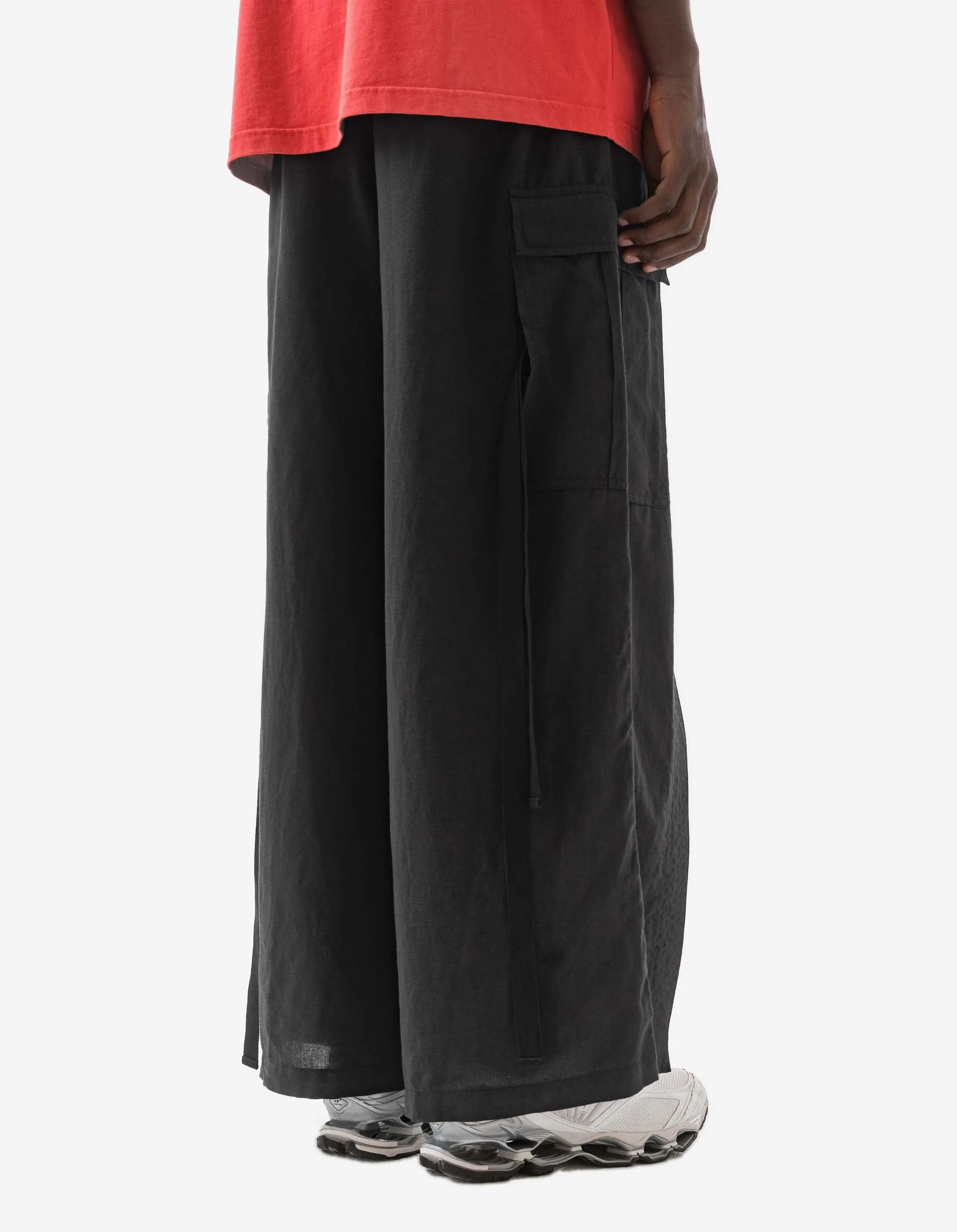 5329 Hakama Cargo Track Pants Black