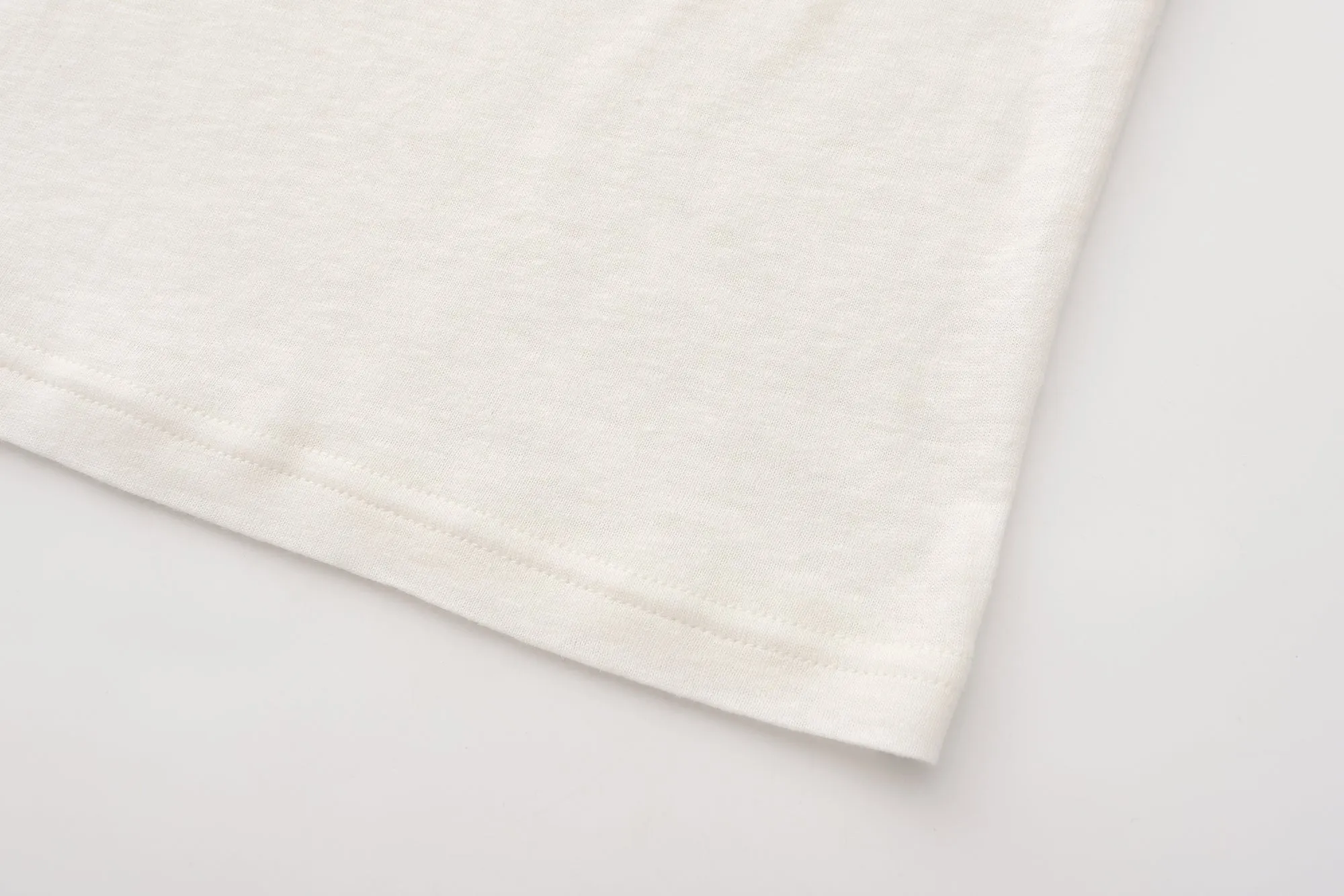 Angle Long sleeve Linen T-shirt x Ofelia Botella