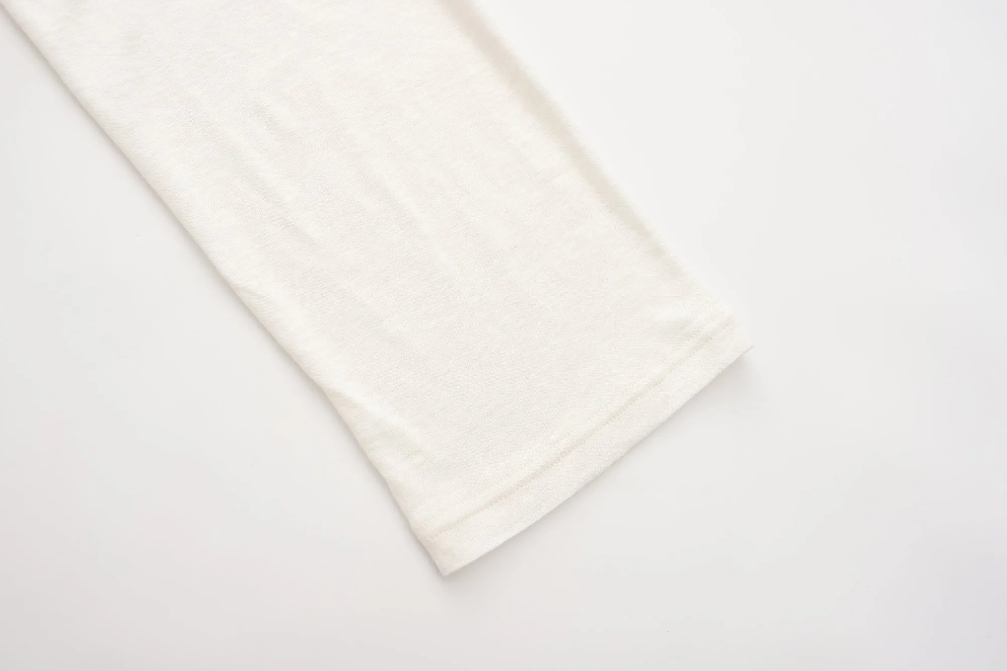 Angle Long sleeve Linen T-shirt x Ofelia Botella