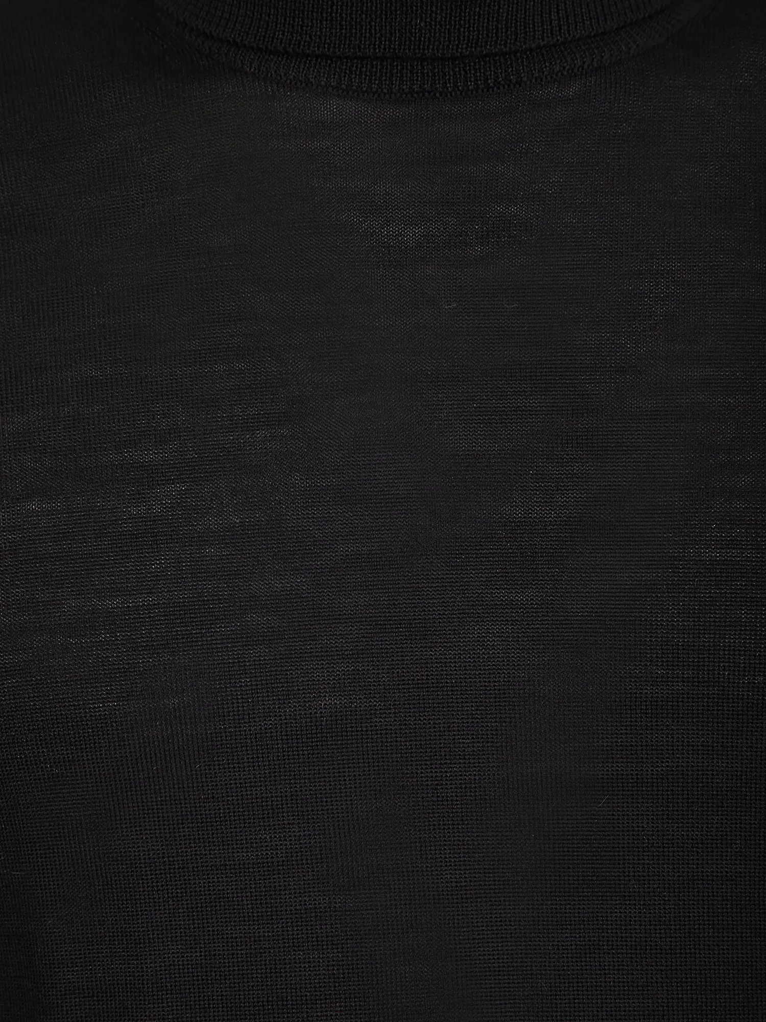 High neck black pullover