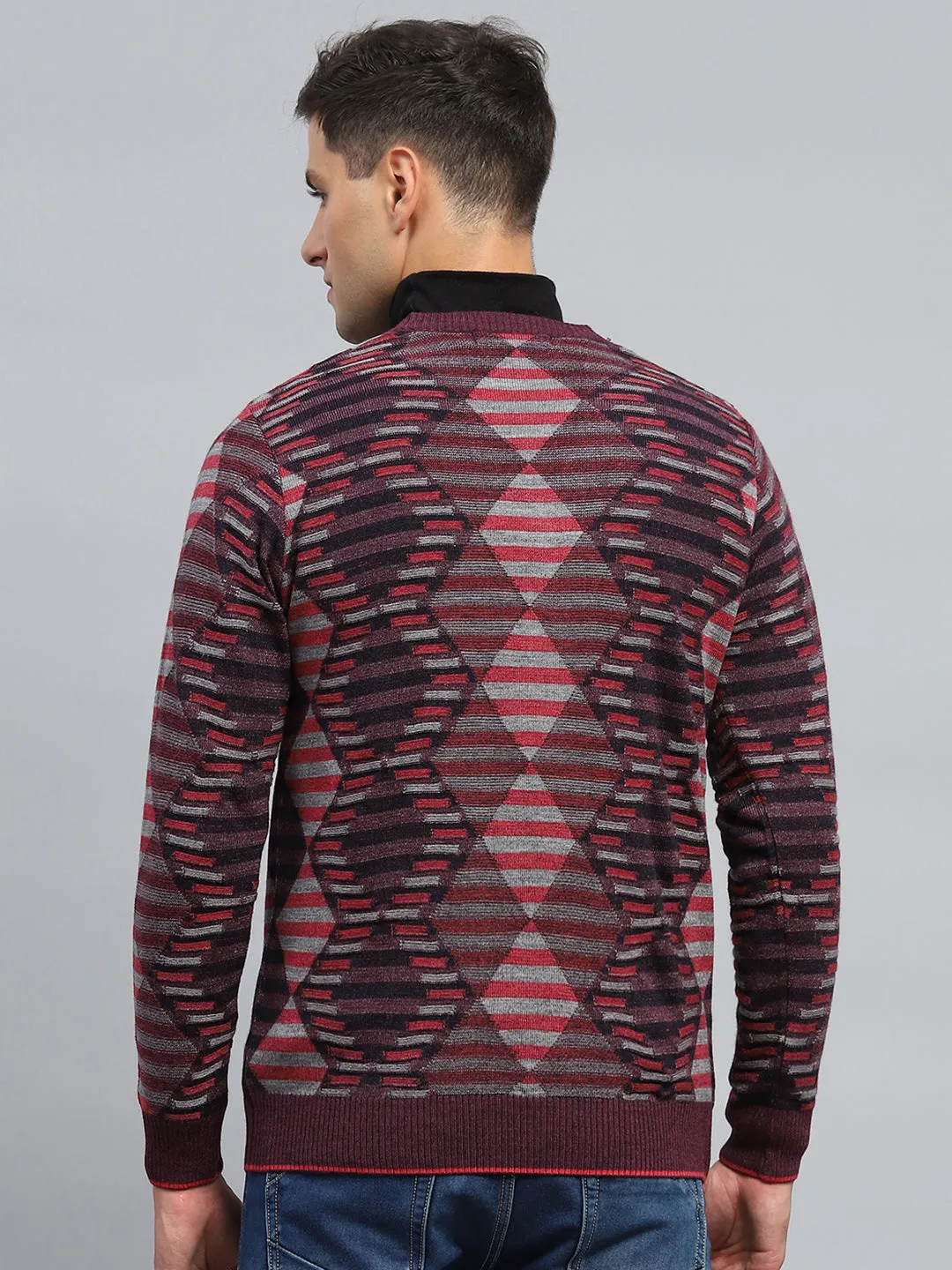 Men Maroon Stripe V Neck Full Sleeve Pullover