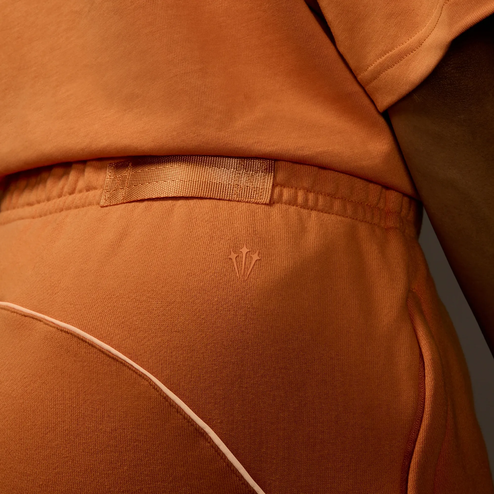 Nike NOCTA Fleece CS Sweatpants Hot Curry/Orange Trance/Orange Trance FN7661-808