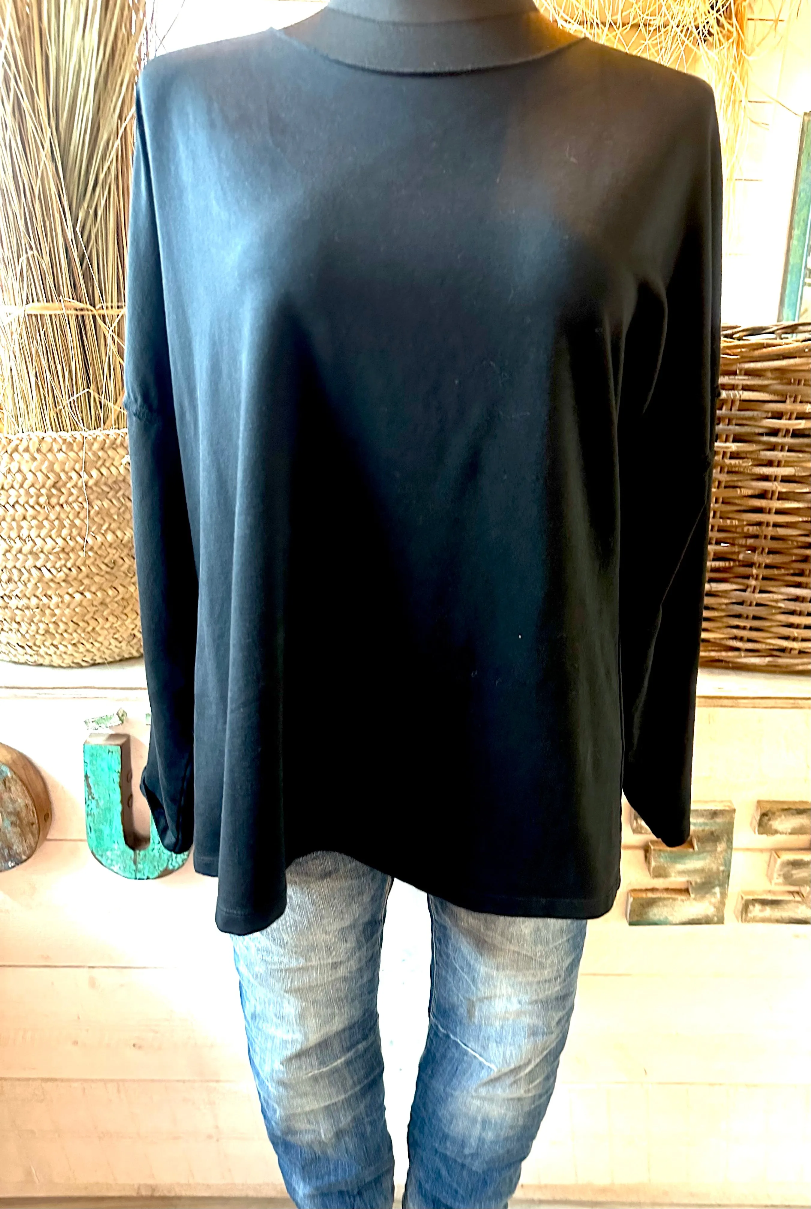 Sweatshirt 2