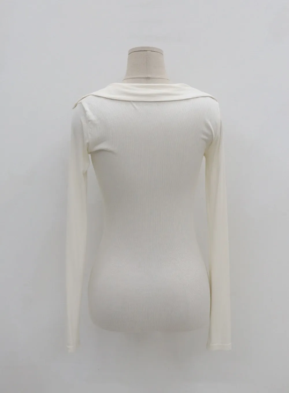 V-Neck Long Sleeve T-Shirt IG12