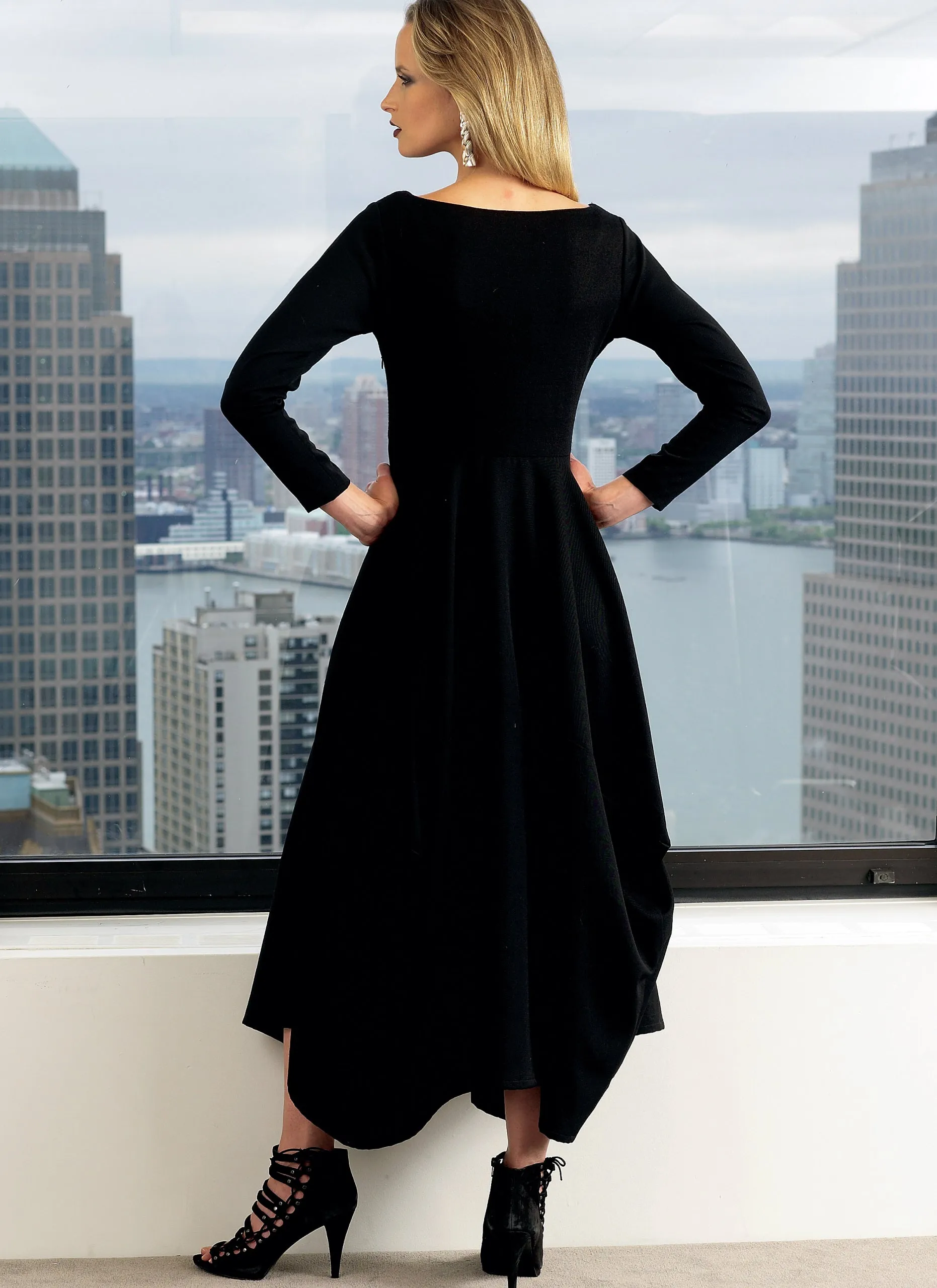 Vogue Pattern V1312 Misses' Dress